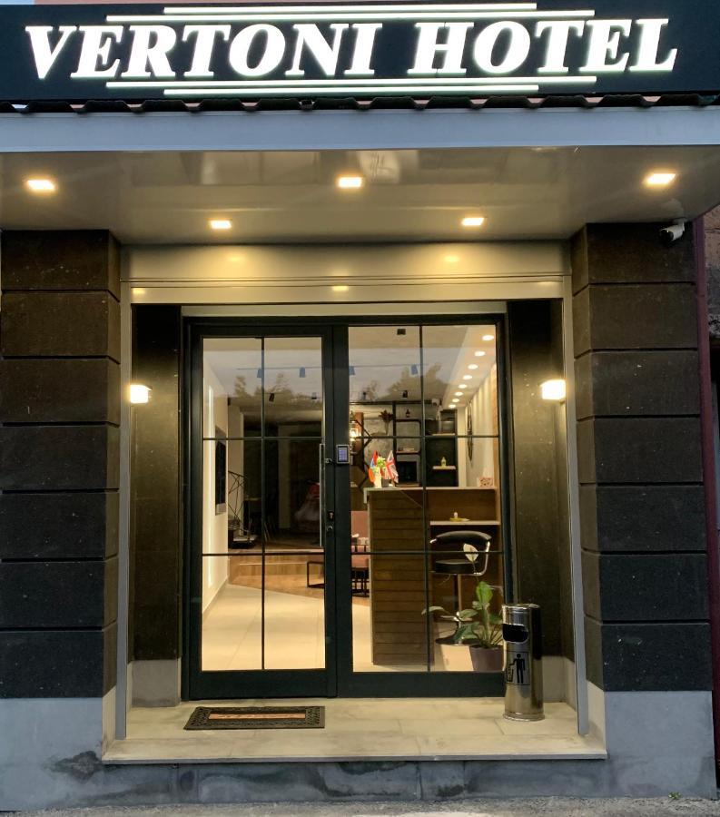 Vertoni Hotel Yerevan Exterior photo